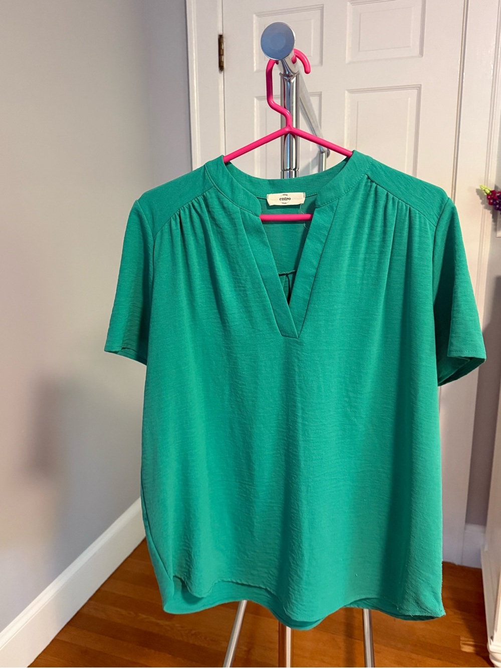 entro Teal Green Split V-Neck Blouse
